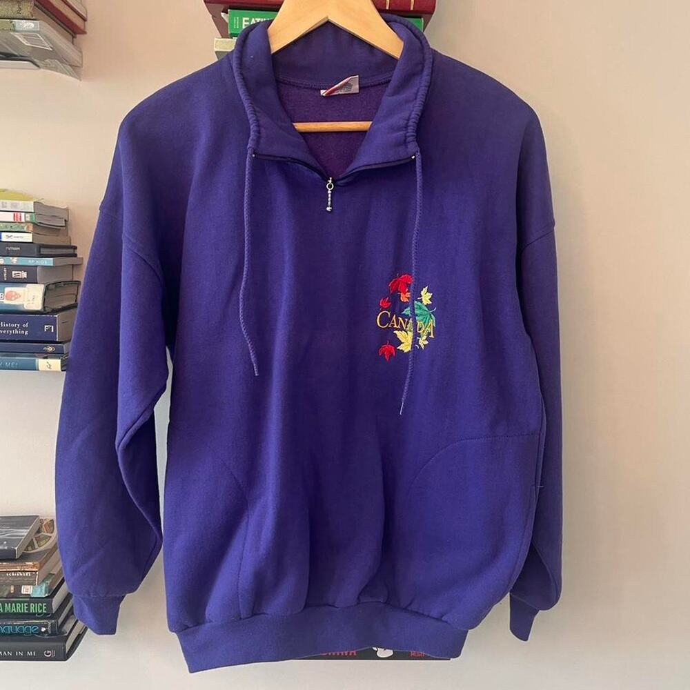 Women’s Vintage 90s Canada Purple Quarter Zip Sweatshirt Size S
